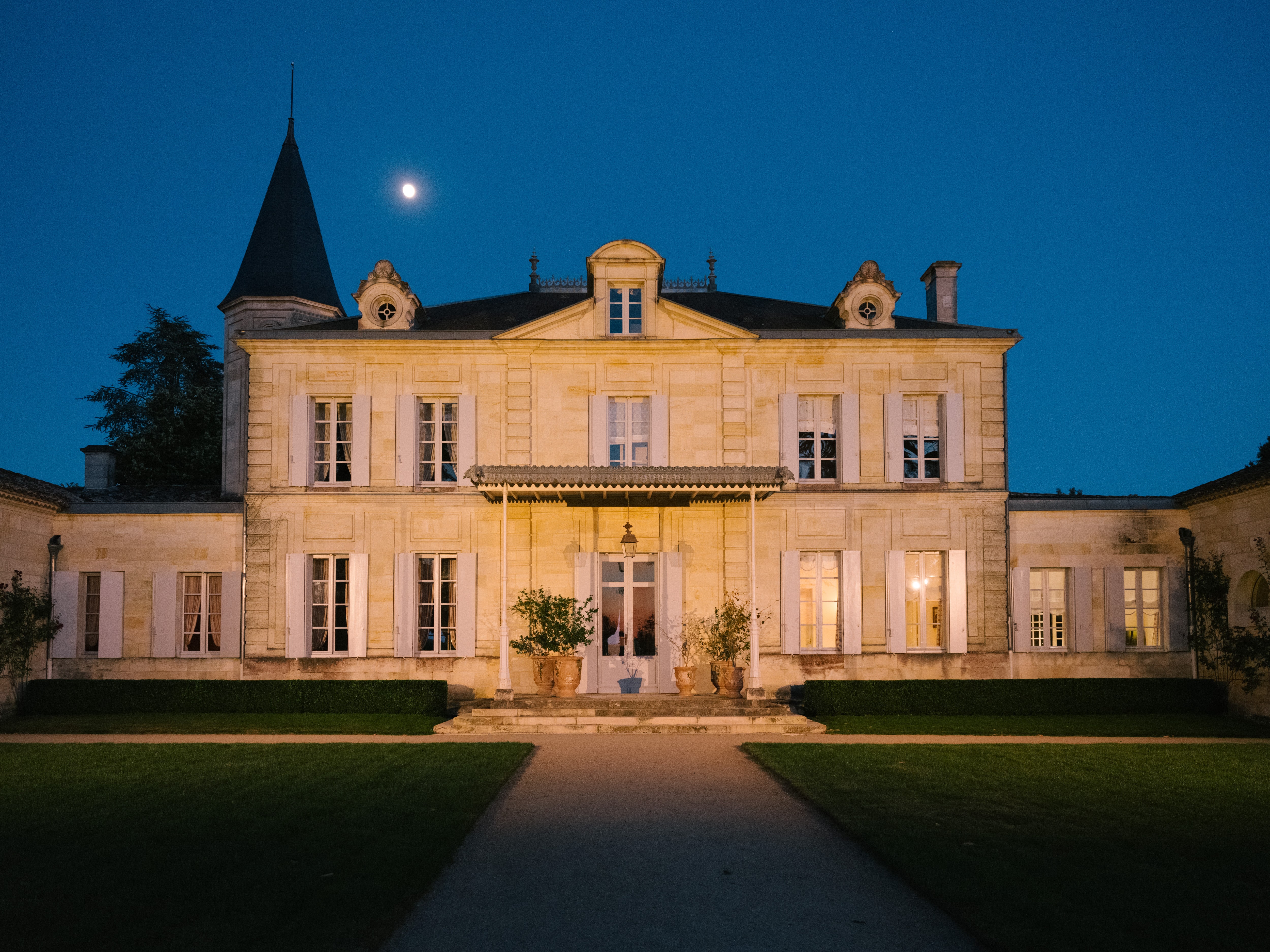Château Cheval Blanc - Bordeaux Tradition - Négoce de Vins